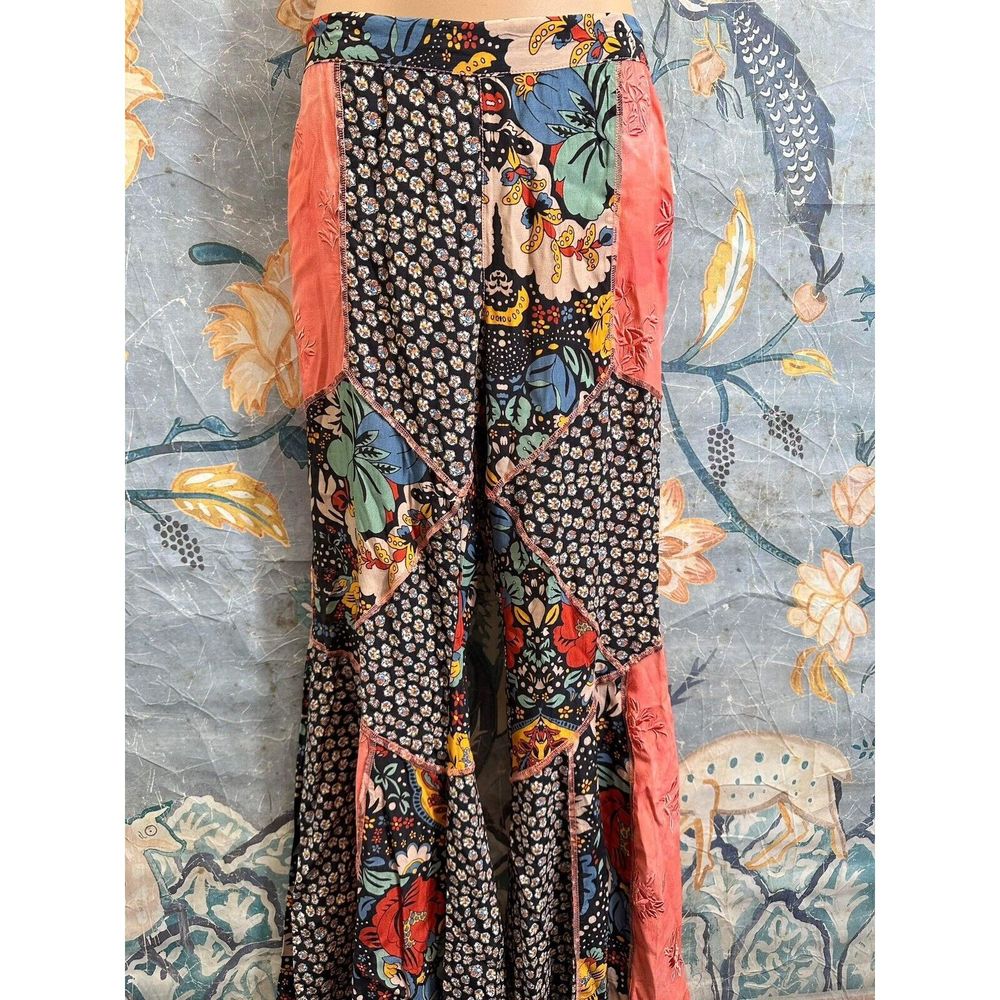 New Free People Love Is Wild Bell Bottoms Pants SZ Small - Picture 4 of 7